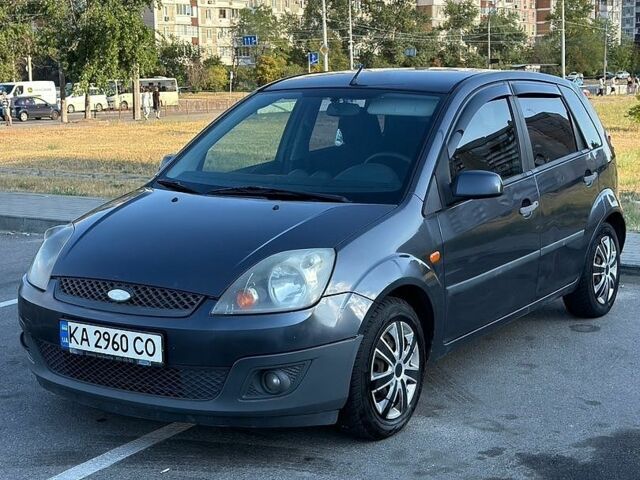 Сірий Форд Фієста, об'ємом двигуна 1.39 л та пробігом 286 тис. км за 4200 $, фото 1 на Automoto.ua