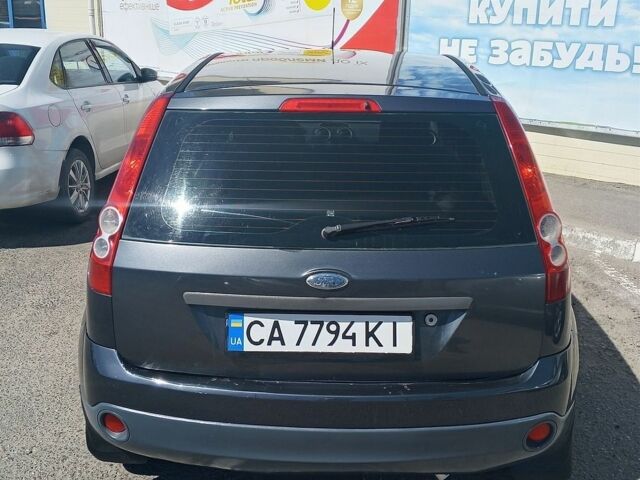 Сірий Форд Фієста, об'ємом двигуна 1.24 л та пробігом 209 тис. км за 4000 $, фото 1 на Automoto.ua
