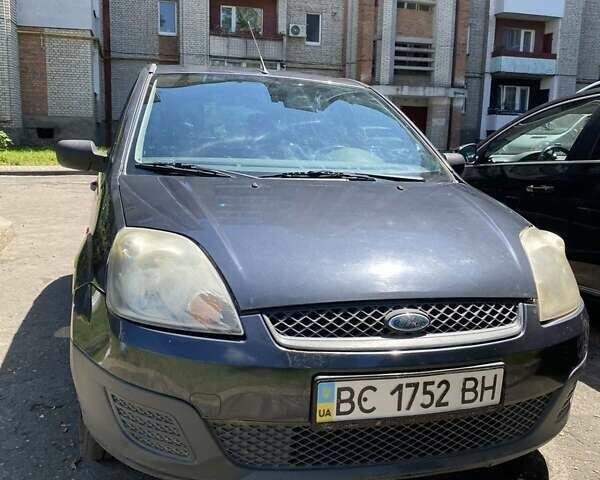 Сірий Форд Фієста, об'ємом двигуна 1.4 л та пробігом 290 тис. км за 3300 $, фото 1 на Automoto.ua