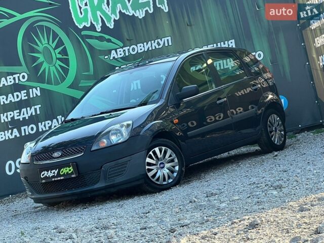 Серый Форд Фиеста, объемом двигателя 1.24 л и пробегом 149 тыс. км за 3900 $, фото 1 на Automoto.ua