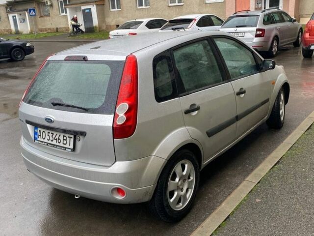 Серый Форд Фиеста, объемом двигателя 1.4 л и пробегом 3 тыс. км за 2800 $, фото 1 на Automoto.ua