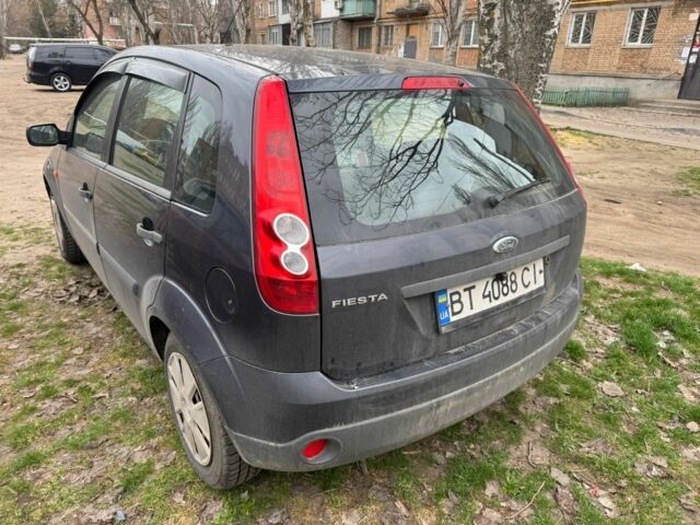 Сірий Форд Фієста, об'ємом двигуна 0 л та пробігом 160 тис. км за 2650 $, фото 1 на Automoto.ua