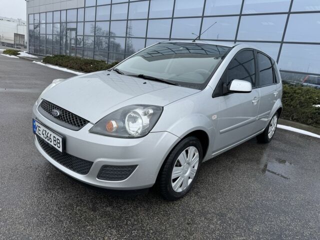 Сірий Форд Фієста, об'ємом двигуна 1.4 л та пробігом 184 тис. км за 4699 $, фото 1 на Automoto.ua