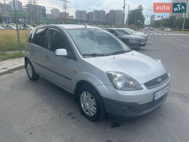 Сірий Форд Фієста, об'ємом двигуна 1.4 л та пробігом 163 тис. км за 4500 $, фото 1 на Automoto.ua