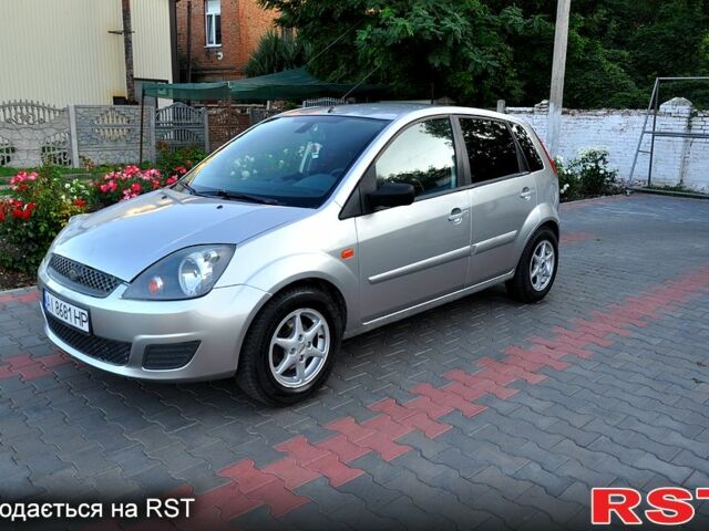 Форд Фиеста 2008 в Полтаве на Automoto.ua Серый Форд Фиеста, объемом двигателя 1.2 л и пробегом 230 тыс. км за 4000 $, фото 1 на Automoto.ua