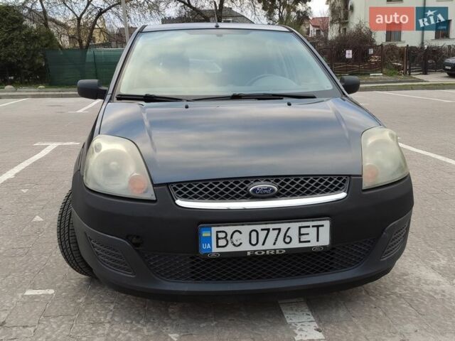Сірий Форд Фієста, об'ємом двигуна 1.24 л та пробігом 146 тис. км за 3500 $, фото 1 на Automoto.ua