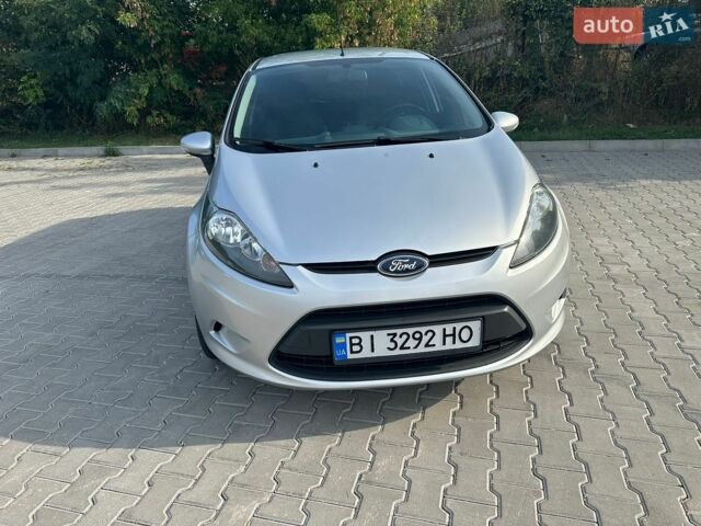 Сірий Форд Фієста, об'ємом двигуна 1.25 л та пробігом 162 тис. км за 5900 $, фото 1 на Automoto.ua
