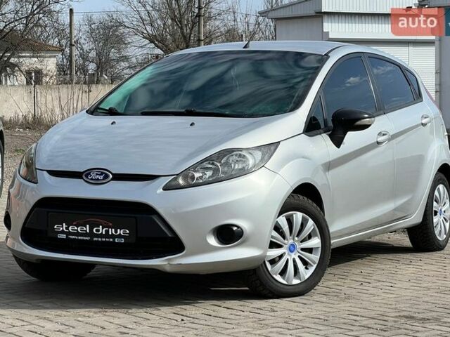 Сірий Форд Фієста, об'ємом двигуна 1.39 л та пробігом 143 тис. км за 6999 $, фото 1 на Automoto.ua