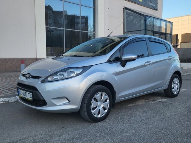 Серый Форд Фиеста, объемом двигателя 1.4 л и пробегом 170 тыс. км за 6799 $, фото 1 на Automoto.ua