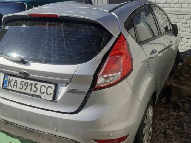 Сірий Форд Фієста, об'ємом двигуна 1.5 л та пробігом 100 тис. км за 1200 $, фото 1 на Automoto.ua