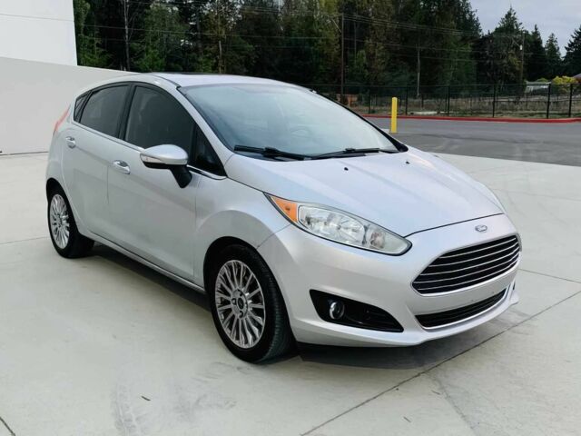 Серый Форд Фиеста, объемом двигателя 1.6 л и пробегом 90 тыс. км за 1700 $, фото 1 на Automoto.ua