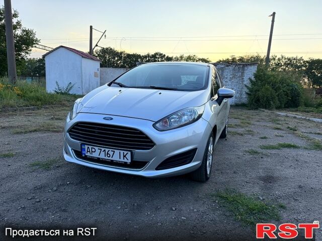 Серый Форд Фиеста, объемом двигателя 1.6 л и пробегом 183 тыс. км за 6800 $, фото 1 на Automoto.ua