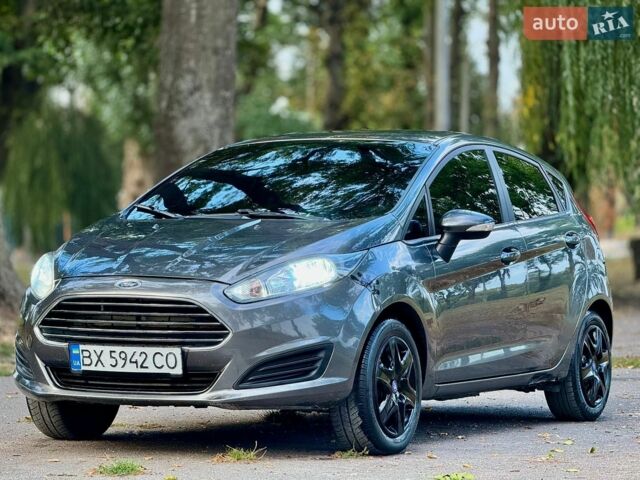 Серый Форд Фиеста, объемом двигателя 1 л и пробегом 172 тыс. км за 4999 $, фото 1 на Automoto.ua