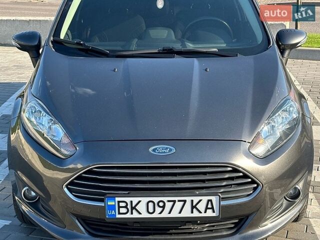 Сірий Форд Фієста, об'ємом двигуна 1.6 л та пробігом 130 тис. км за 9500 $, фото 1 на Automoto.ua