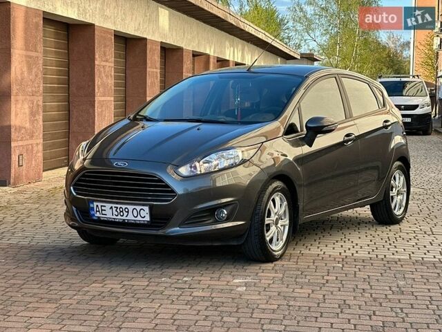 Серый Форд Фиеста, объемом двигателя 1 л и пробегом 90 тыс. км за 5100 $, фото 1 на Automoto.ua