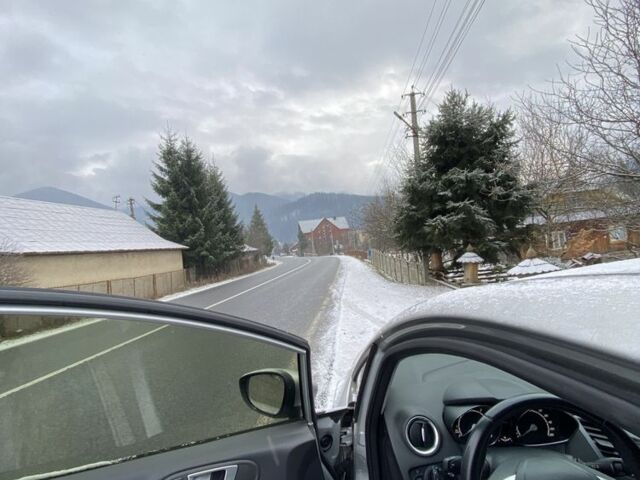 Сірий Форд Фієста, об'ємом двигуна 1 л та пробігом 85 тис. км за 7000 $, фото 1 на Automoto.ua