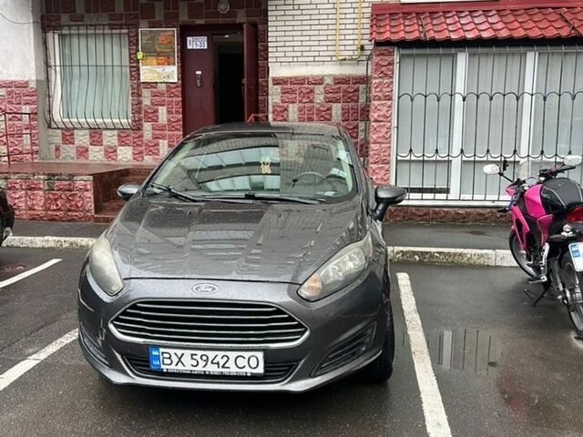 Сірий Форд Фієста, об'ємом двигуна 1 л та пробігом 169 тис. км за 4800 $, фото 1 на Automoto.ua