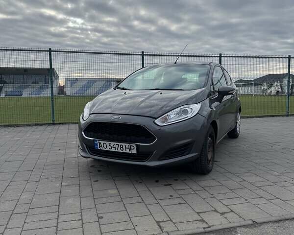 Сірий Форд Фієста, об'ємом двигуна 1.24 л та пробігом 124 тис. км за 6000 $, фото 1 на Automoto.ua