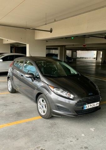 Серый Форд Фиеста, объемом двигателя 1.6 л и пробегом 73 тыс. км за 7500 $, фото 1 на Automoto.ua