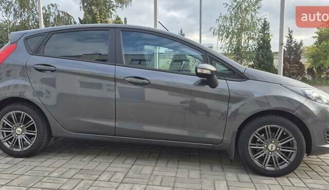 Сірий Форд Фієста, об'ємом двигуна 1 л та пробігом 79 тис. км за 8500 $, фото 1 на Automoto.ua