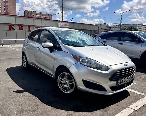 Сірий Форд Фієста, об'ємом двигуна 1.6 л та пробігом 172 тис. км за 7999 $, фото 1 на Automoto.ua