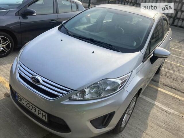 Сірий Форд Фієста, об'ємом двигуна 1.6 л та пробігом 221 тис. км за 7800 $, фото 1 на Automoto.ua