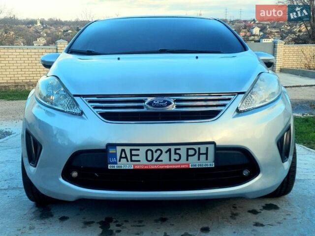 Серый Форд Фиеста, объемом двигателя 1.6 л и пробегом 138 тыс. км за 7000 $, фото 1 на Automoto.ua