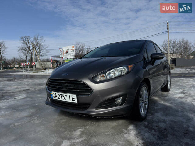 Серый Форд Фиеста, объемом двигателя 1.6 л и пробегом 87 тыс. км за 7000 $, фото 1 на Automoto.ua
