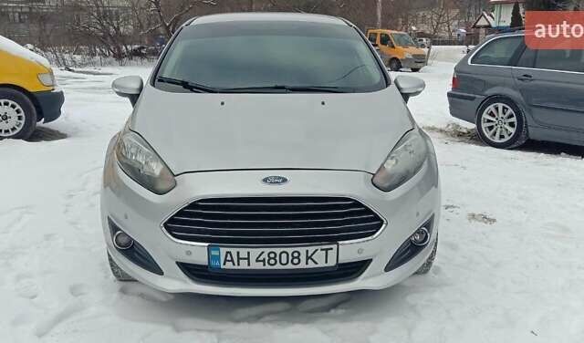 Серый Форд Фиеста, объемом двигателя 1.6 л и пробегом 91 тыс. км за 7300 $, фото 1 на Automoto.ua