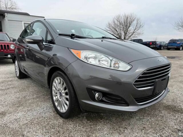 Сірий Форд Фієста, об'ємом двигуна 1.6 л та пробігом 77 тис. км за 4000 $, фото 1 на Automoto.ua