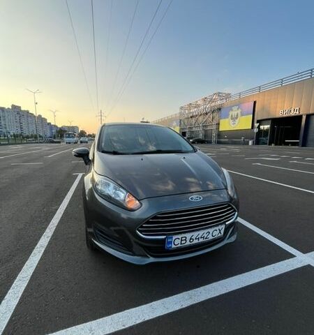 Серый Форд Фиеста, объемом двигателя 1.6 л и пробегом 256 тыс. км за 6500 $, фото 1 на Automoto.ua