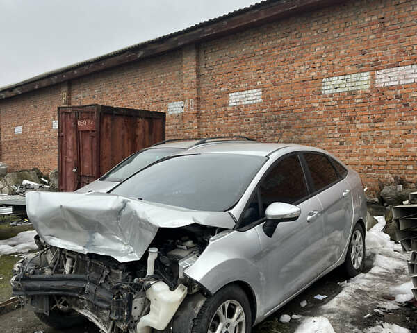 Сірий Форд Фієста, об'ємом двигуна 0 л та пробігом 130 тис. км за 3300 $, фото 1 на Automoto.ua