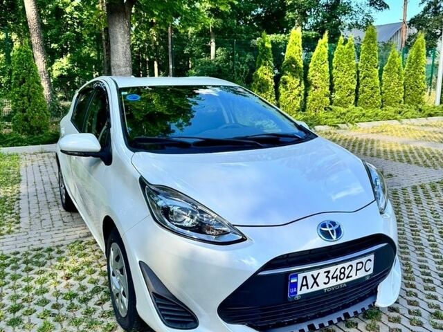 Сірий Форд Фієста, об'ємом двигуна 1.6 л та пробігом 120 тис. км за 8000 $, фото 1 на Automoto.ua