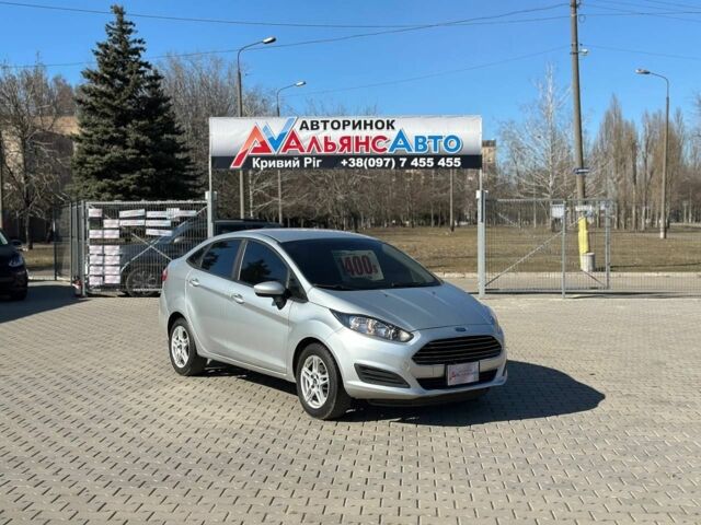 Сірий Форд Фієста, об'ємом двигуна 1.6 л та пробігом 150 тис. км за 7600 $, фото 1 на Automoto.ua