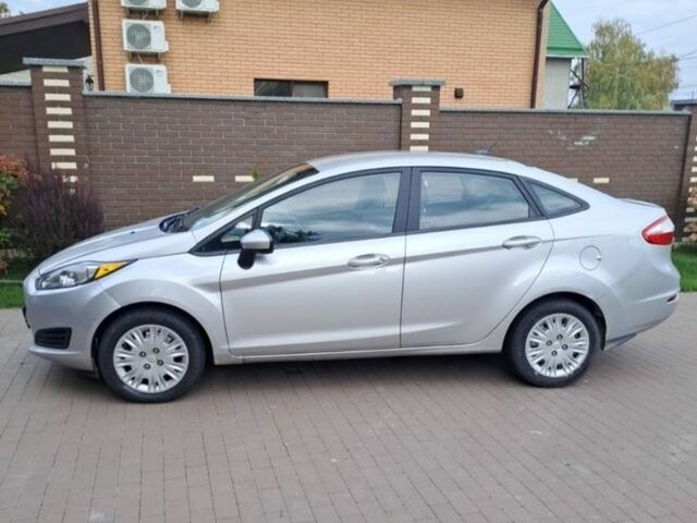 Сірий Форд Фієста, об'ємом двигуна 1.6 л та пробігом 135 тис. км за 6700 $, фото 1 на Automoto.ua