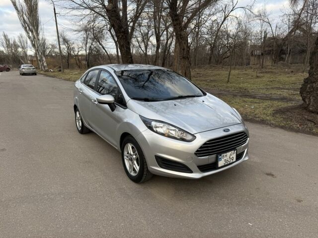 Сірий Форд Фієста, об'ємом двигуна 1.6 л та пробігом 150 тис. км за 7600 $, фото 1 на Automoto.ua