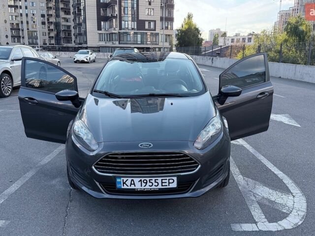 Сірий Форд Фієста, об'ємом двигуна 1.6 л та пробігом 128 тис. км за 7500 $, фото 1 на Automoto.ua