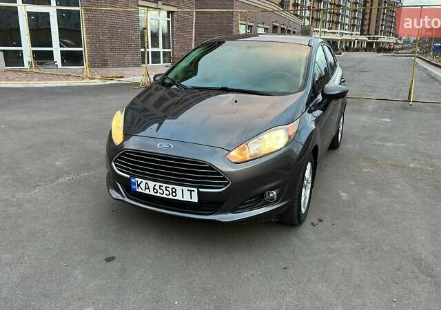 Серый Форд Фиеста, объемом двигателя 1.6 л и пробегом 120 тыс. км за 7999 $, фото 1 на Automoto.ua