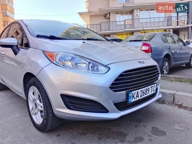 Сірий Форд Фієста, об'ємом двигуна 1.6 л та пробігом 138 тис. км за 8250 $, фото 1 на Automoto.ua