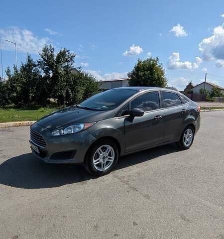 Сірий Форд Фієста, об'ємом двигуна 1.6 л та пробігом 90 тис. км за 7900 $, фото 1 на Automoto.ua