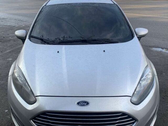 Серый Форд Фиеста, объемом двигателя 1.6 л и пробегом 282 тыс. км за 7500 $, фото 1 на Automoto.ua