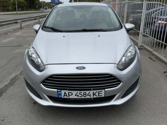 Серый Форд Фиеста, объемом двигателя 1.6 л и пробегом 65 тыс. км за 7700 $, фото 1 на Automoto.ua