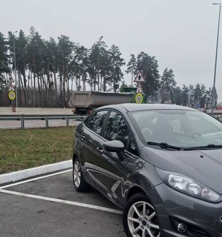Сірий Форд Фієста, об'ємом двигуна 1.6 л та пробігом 178 тис. км за 9700 $, фото 1 на Automoto.ua