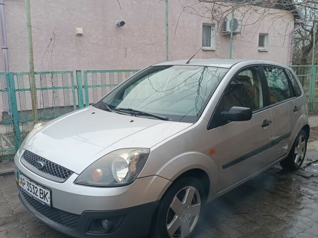 Серый Форд Фиеста, объемом двигателя 0 л и пробегом 46 тыс. км за 3800 $, фото 1 на Automoto.ua