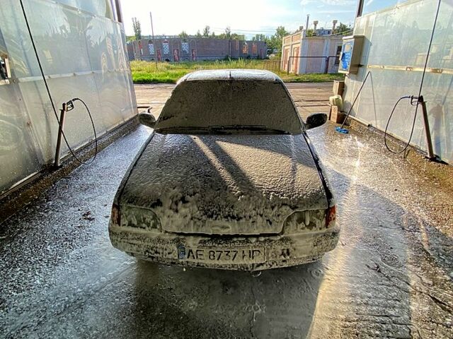 Синий Форд Фиеста, объемом двигателя 1.1 л и пробегом 200 тыс. км за 1200 $, фото 1 на Automoto.ua