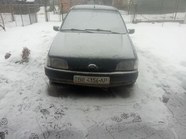 Синій Форд Фієста, об'ємом двигуна 1.3 л та пробігом 250 тис. км за 400 $, фото 1 на Automoto.ua