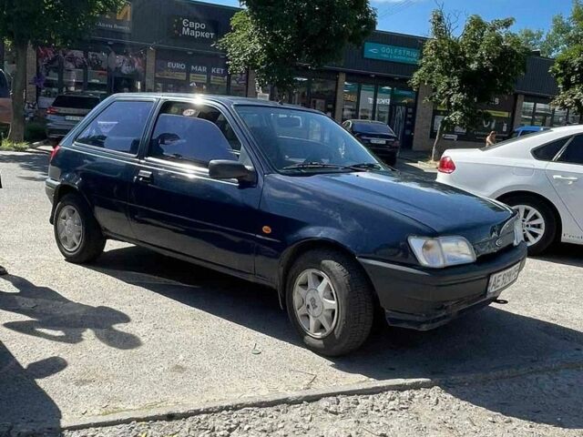 Синій Форд Фієста, об'ємом двигуна 1.3 л та пробігом 501 тис. км за 1299 $, фото 1 на Automoto.ua