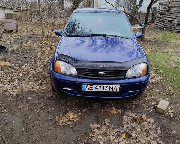 Синий Форд Фиеста, объемом двигателя 1.25 л и пробегом 40 тыс. км за 3300 $, фото 1 на Automoto.ua