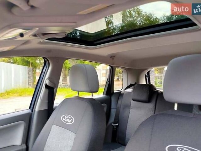 Синий Форд Фиеста, объемом двигателя 1.6 л и пробегом 166 тыс. км за 4100 $, фото 1 на Automoto.ua