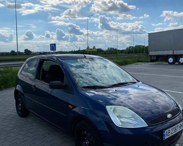 Синій Форд Фієста, об'ємом двигуна 1.25 л та пробігом 142 тис. км за 3200 $, фото 1 на Automoto.ua